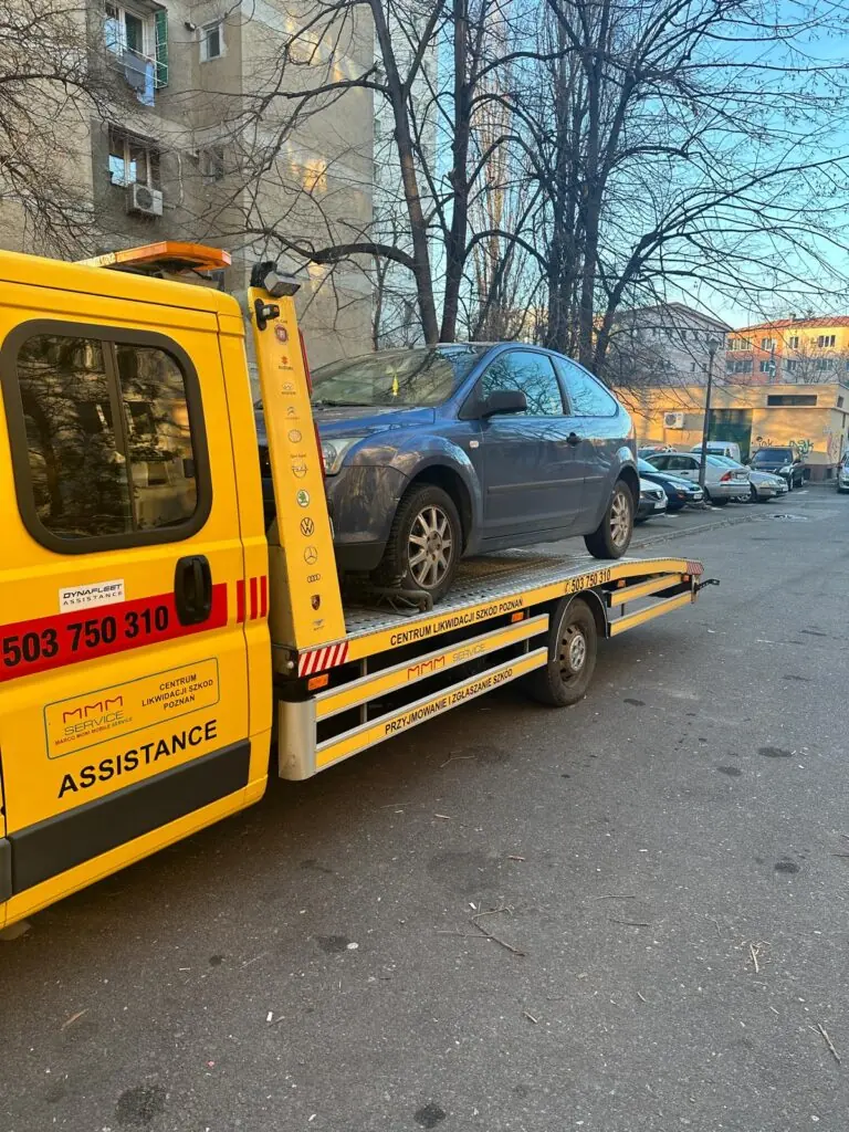 Masina pe platforma in Bucuresti